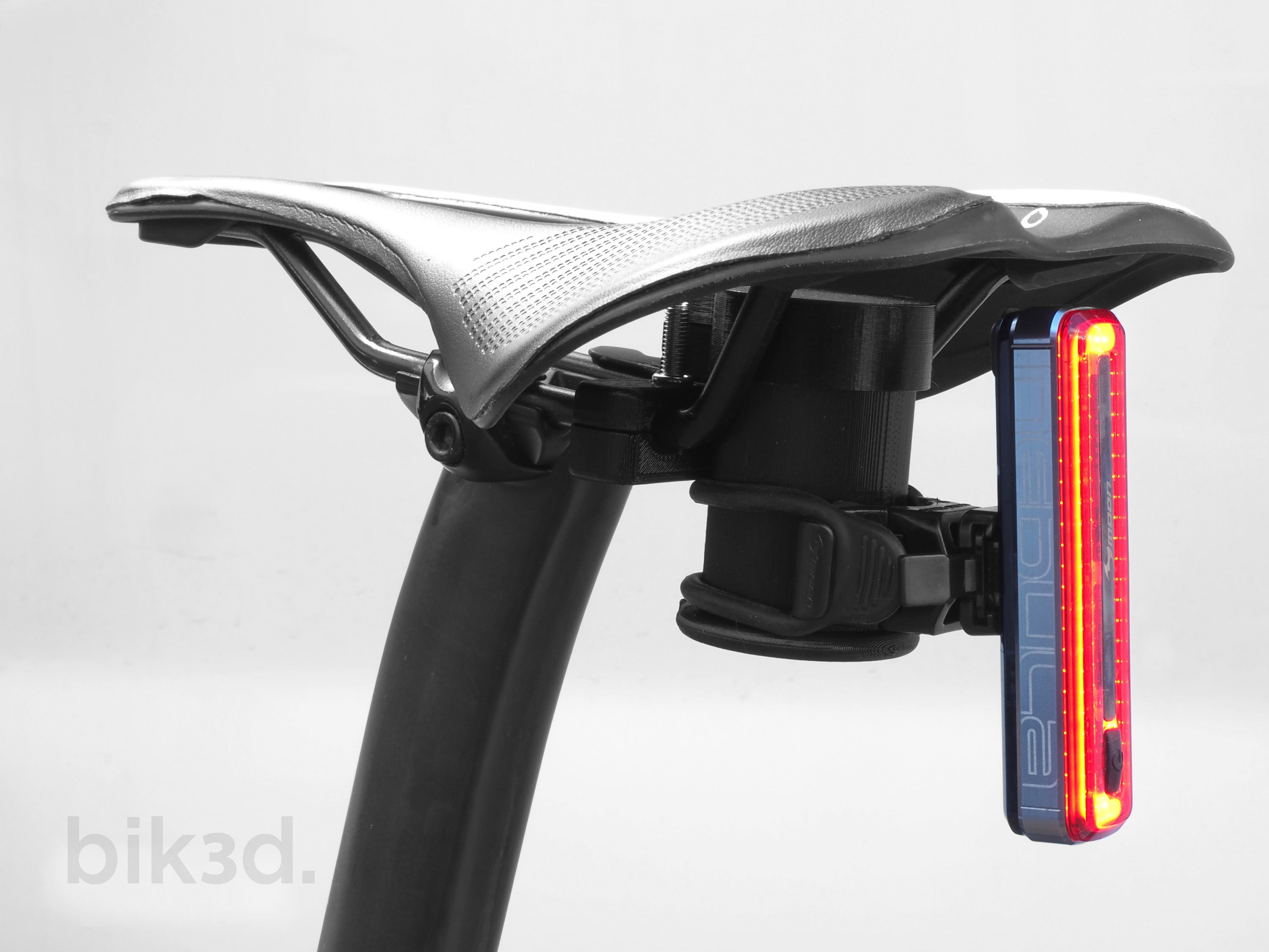 Apple AirTag Under Saddle Holder Light Fitting
